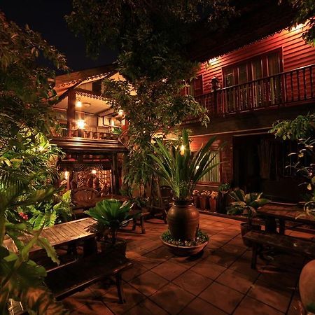 Baifern Homestay Аюттхая Екстер'єр фото